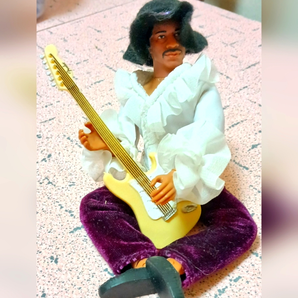 Jimmy Hendrix figure